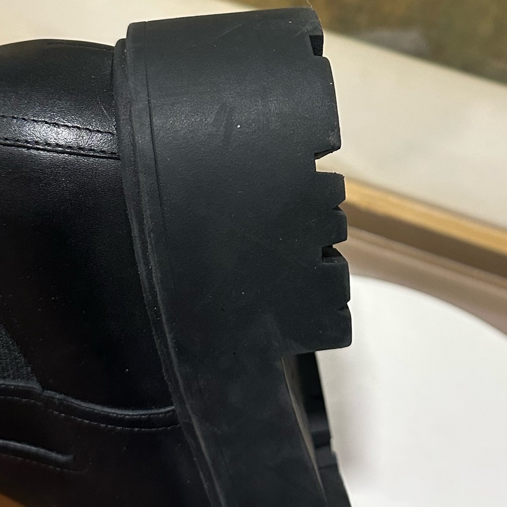 🌸MARC FISHER🌸 Dacilla Buckle Leather  Slip On Black Combat Boot Size: 8.5 - Picture 9 of 16